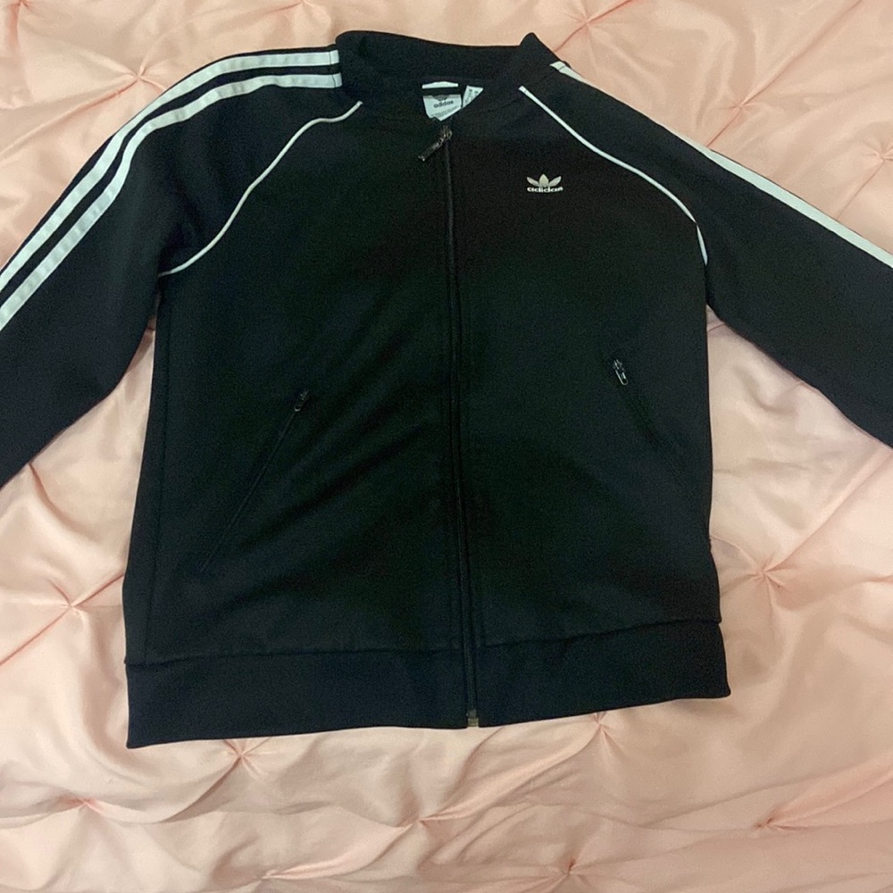 Women’s zip up